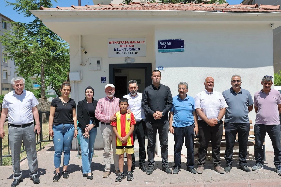 Başkan Çolakbayrakdar, Mahalle Ziyaretlerini Sürdürüyor