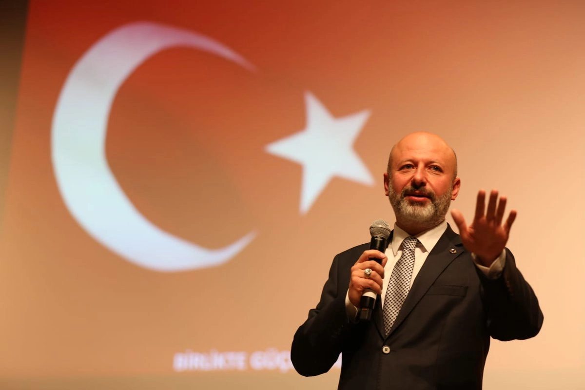 Başkan Çolakbayrakdar: Zaferlerimizle Gururluyuz!