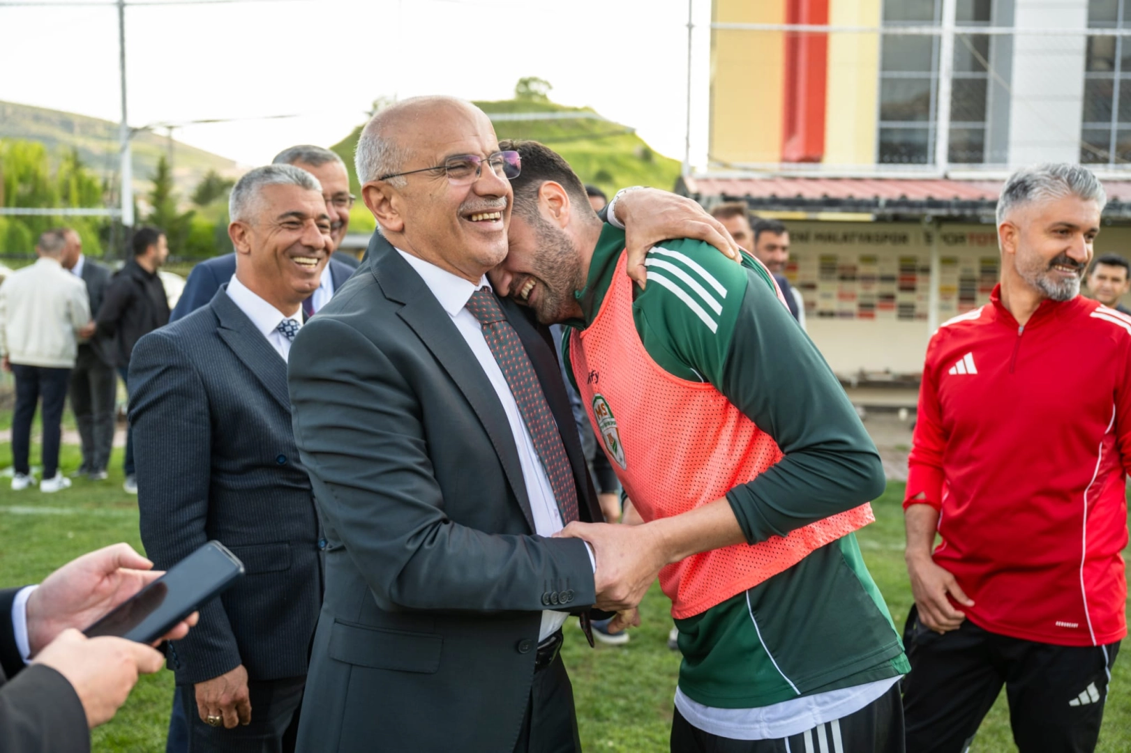 Başkan Er’den Yeşilyurtspor’a Moral Desteği!