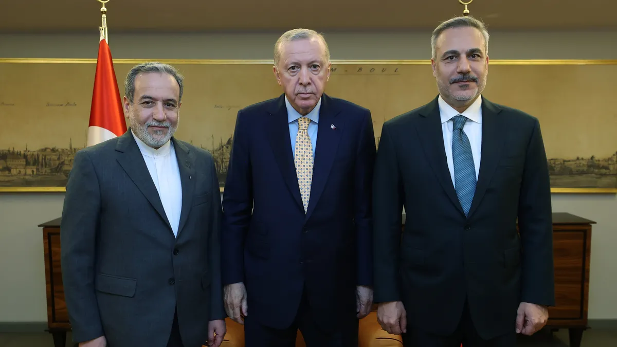 Başkan Erdoğan, Arakçi’yi Kabul Etti!