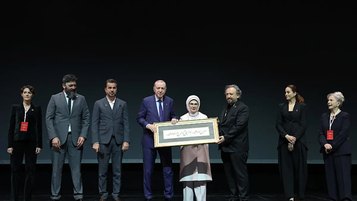Başkan Erdoğan, ‘Bir Adam Yaratmak’ Galasında!