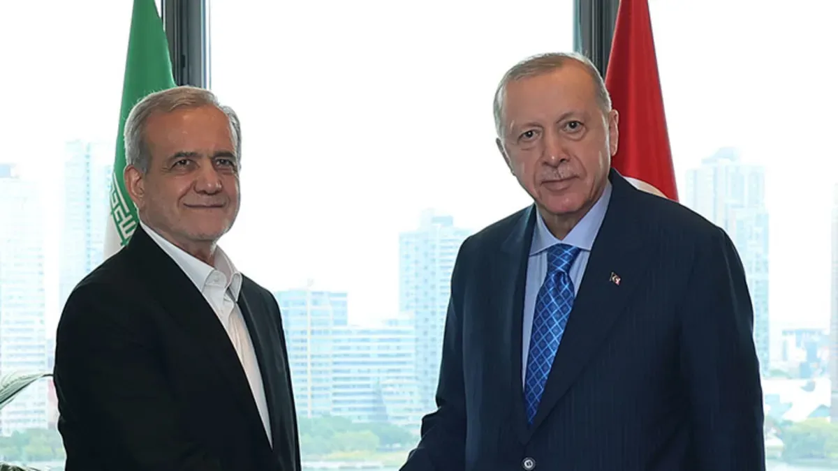 Başkan Erdoğan, İran Cumhurbaşkanı ile Buluştu
