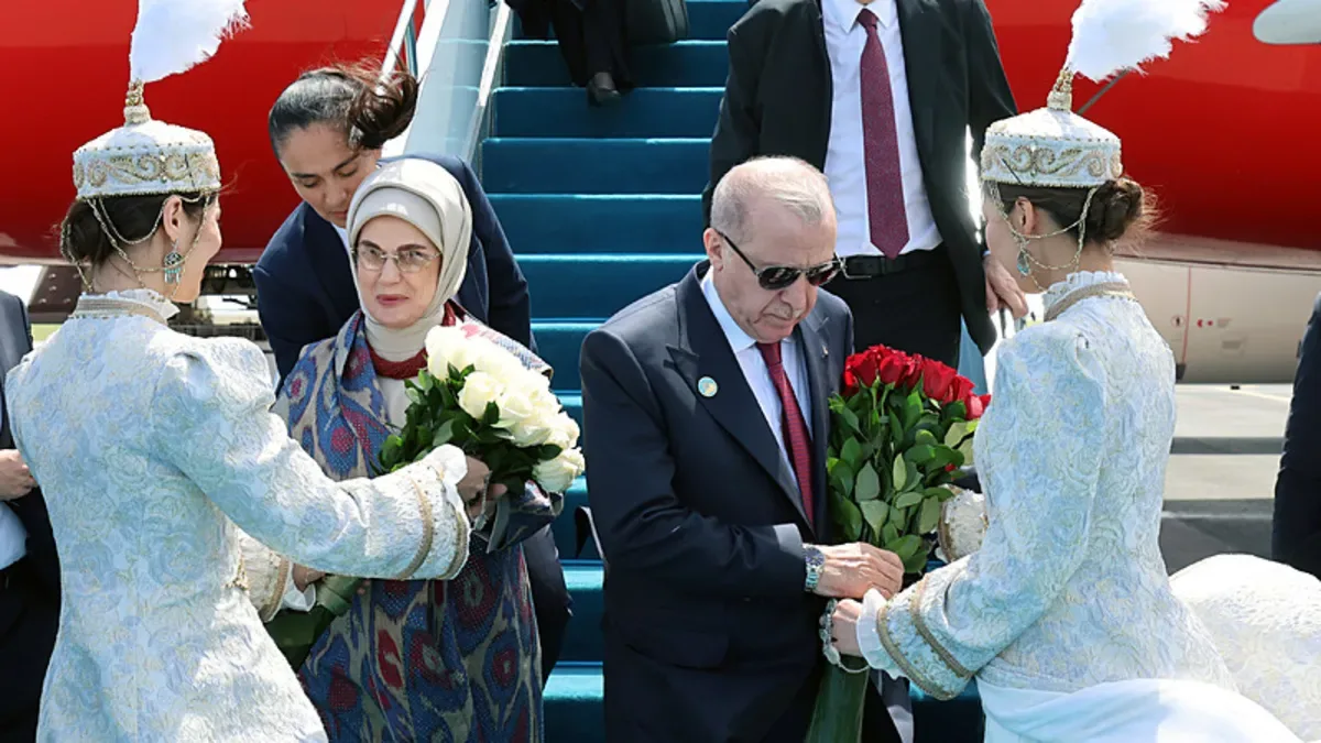 Başkan Erdoğan Türkistan’da Tarihi Ziyaret Gerçekleştirdi