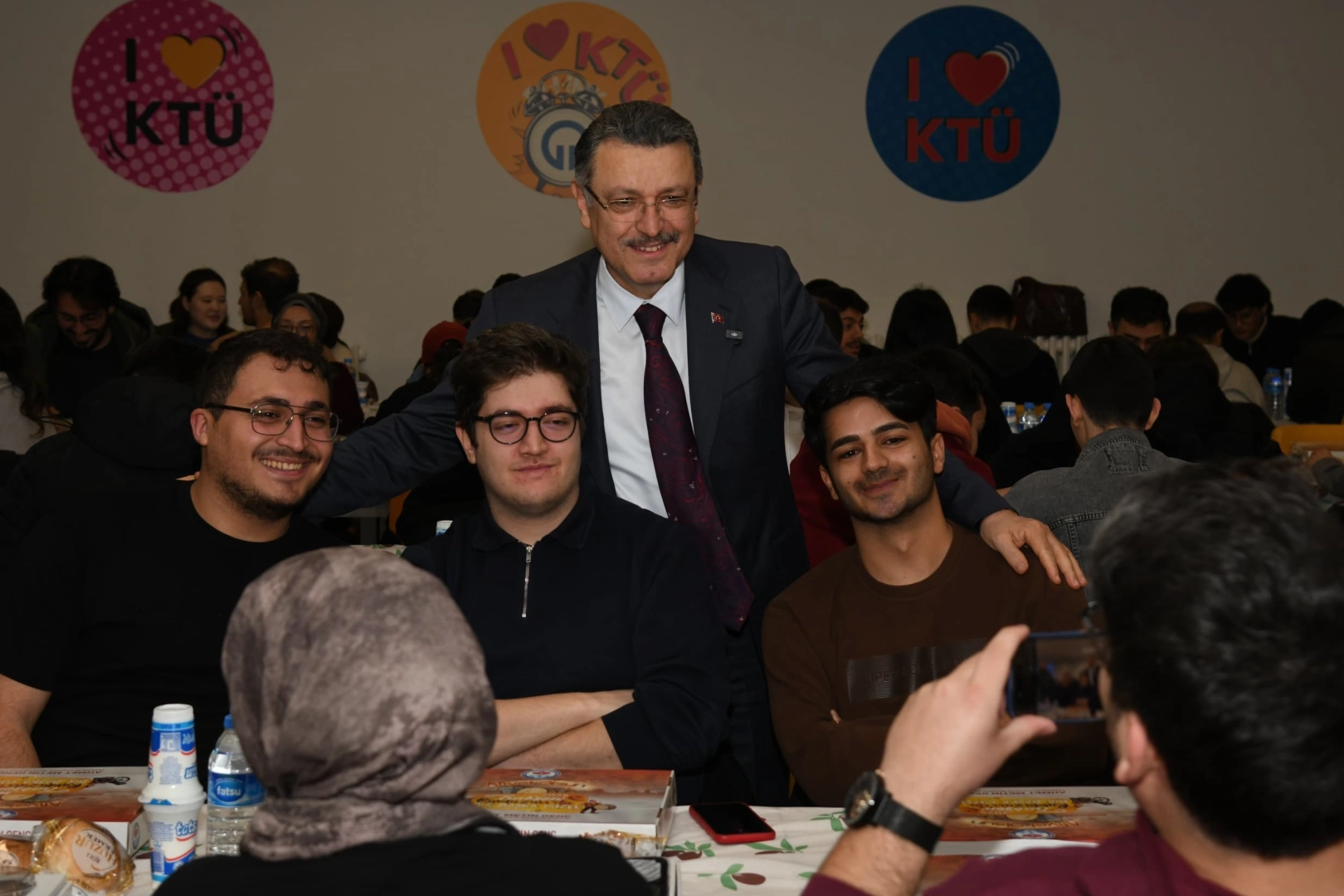 Başkan Genç, KTÜ Öğrencileriyle İftar Sofrası Kurdu