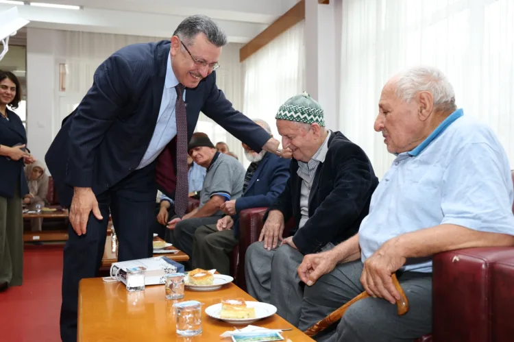 Başkan Genç’ten Huzurevi Sakinlerine Destek Ziyareti