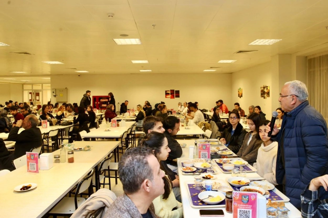 Başkan Güler, Öğrencilerle Ramazan İftarında Buluştu