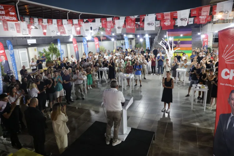 Başkan Günay’dan Partililere Duygusal Vefa Gecesi