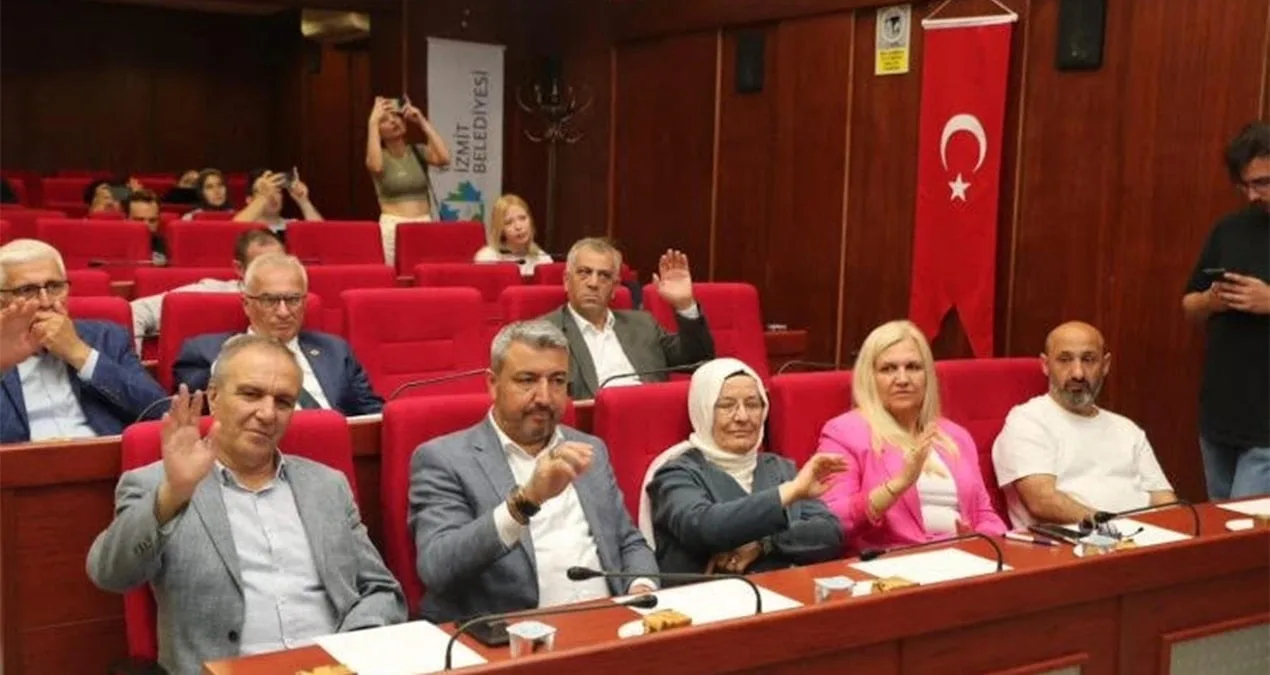 Başkan Hürriyet’ten Muhalefete Sert Tepki!