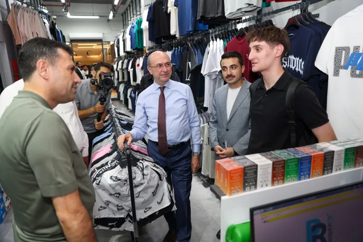 Başkan Pekyatırmacı’dan Esnaf Ziyareti Mesaisi