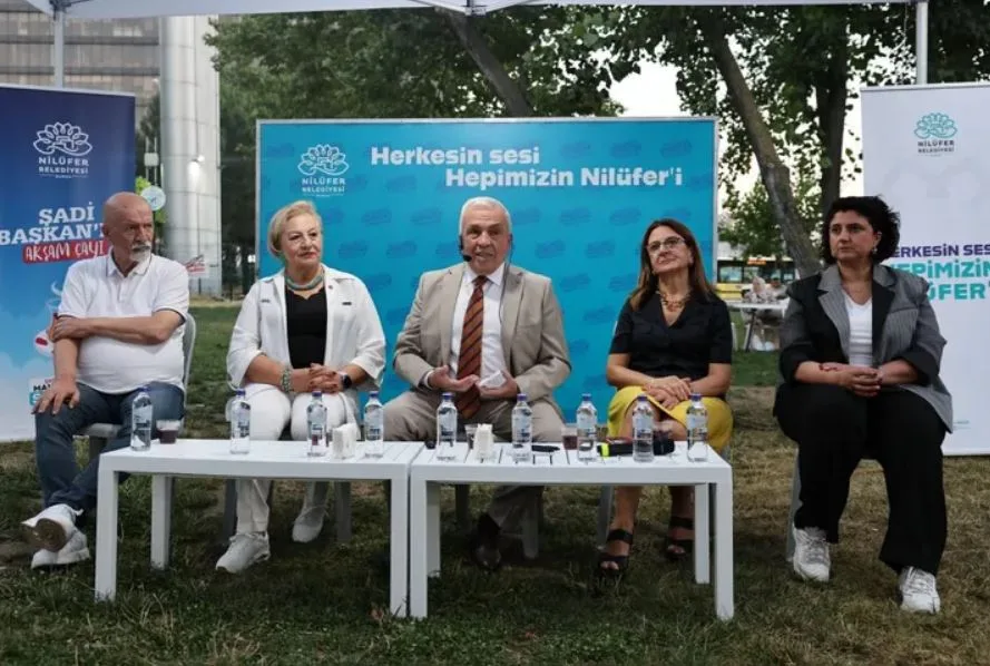 Başkan Şadi Özdemir İhsaniye’de halkın taleplerini dinledi