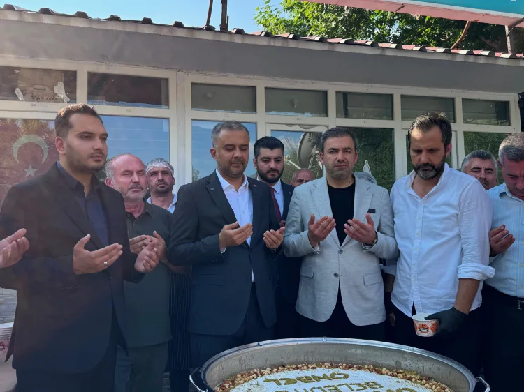 Başkan Toptaş’tan Aşure İkramıyla Birlik Mesajı