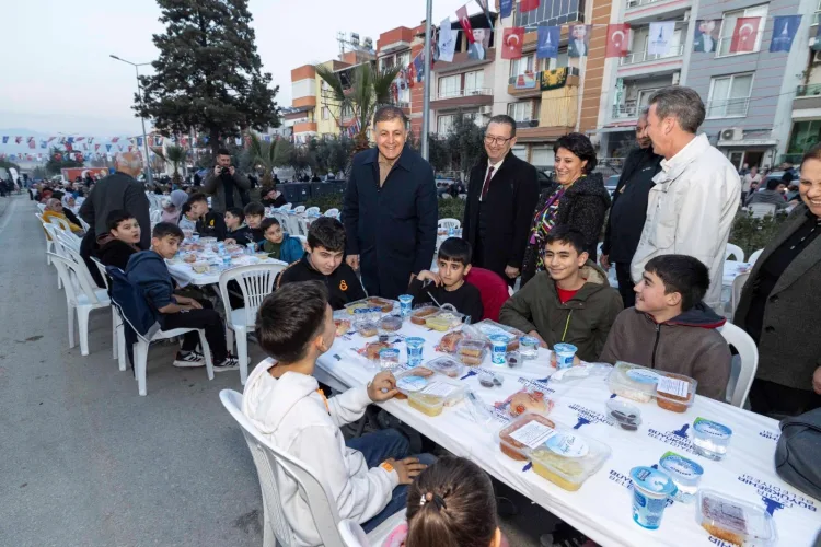 Başkan Tugay: Ramazan’da Birlik ve Dayanışma