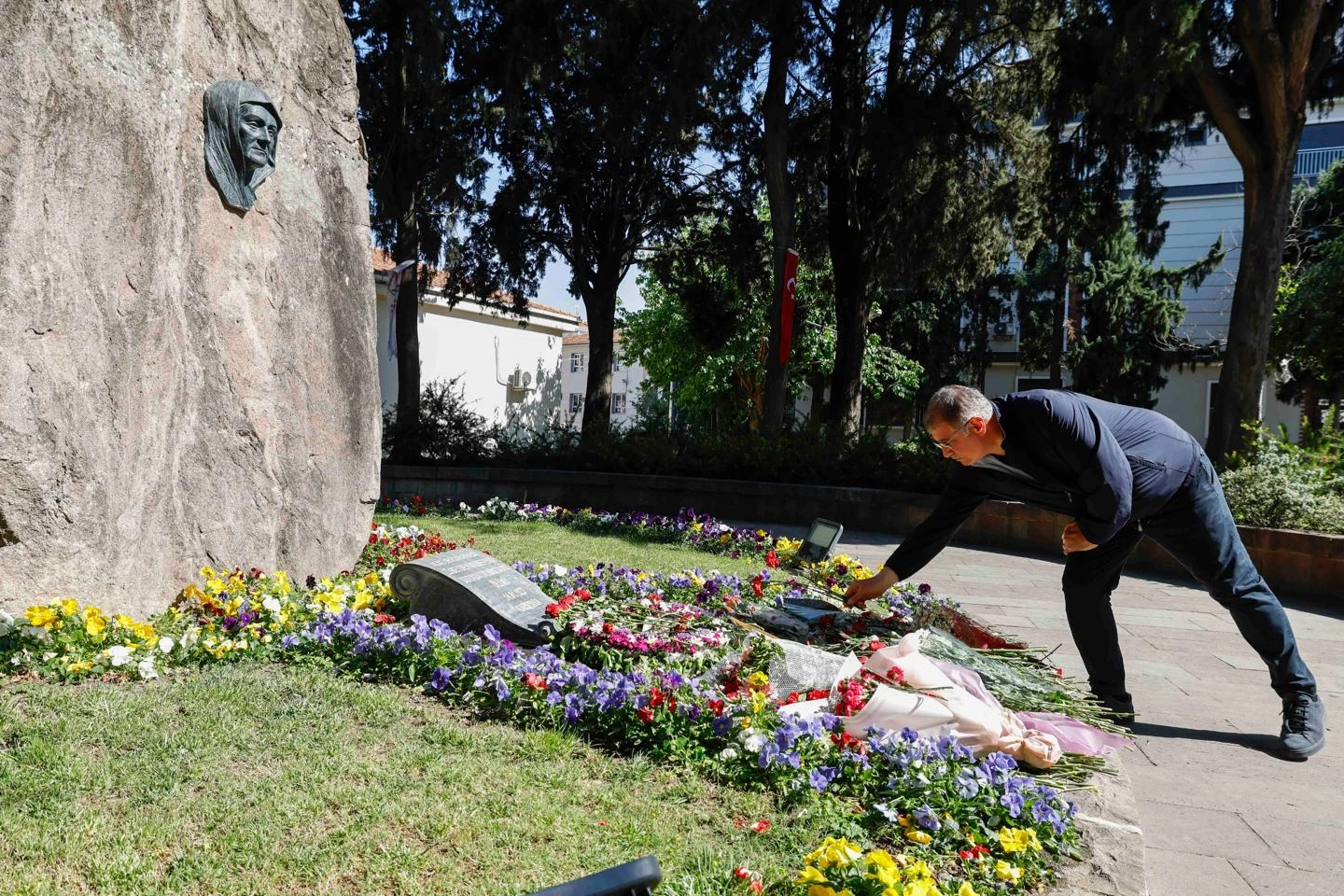 Başkan Tugay, Zübeyde Hanım’ı Andı