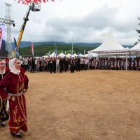 1785389159<em>139</em>Baskan-Vekili-Biba-Bursa-ve-Erzurum-iki-manevi-kaledir.jpg