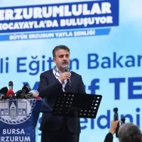 1785389157<em>729</em>Baskan-Vekili-Biba-Bursa-ve-Erzurum-iki-manevi-kaledir.jpg