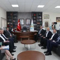 1783396242<em>645</em>Baskan-Vekili-Bibadan-Iznike-‘Kultur-merkezi-ve-B-Kafe-mujdesi.jpeg