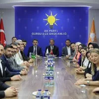 1781012712<em>62</em>Baskan-Vekili-Biba-Gursuya-cikarma-yapti.jpeg