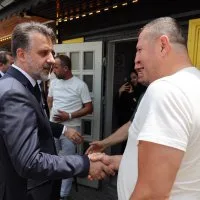 1781012715<em>835</em>Baskan-Vekili-Biba-Gursuya-cikarma-yapti.jpeg