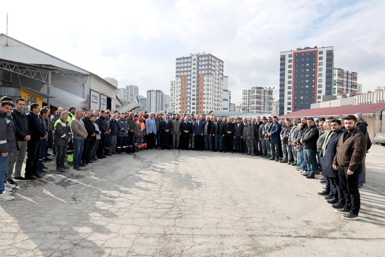 Başkan Yalçın’dan Bayramda Birlik ve Beraberlik Mesajı