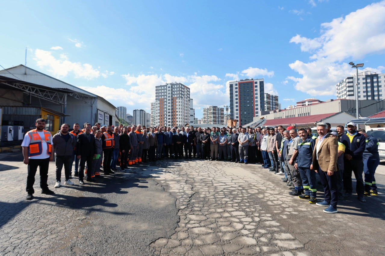 Başkan Yalçın’dan Çalışanlara Bayram Teşekkürü