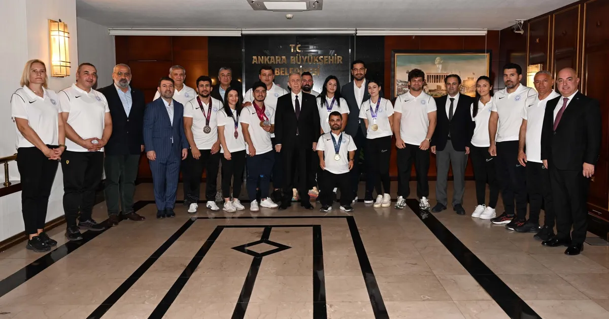 Başkan Yavaş, ASKİ Sporcularını Ağırladı!