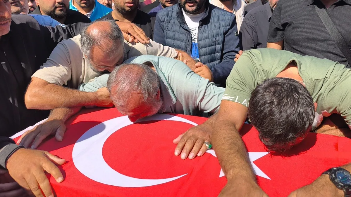 Batan Gemide Hayatını Kaybeden Genç İçin Cenaze Töreni
