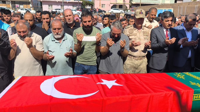 Batan Gemide Hayatını Kaybeden Genç İçin Cenaze Töreni