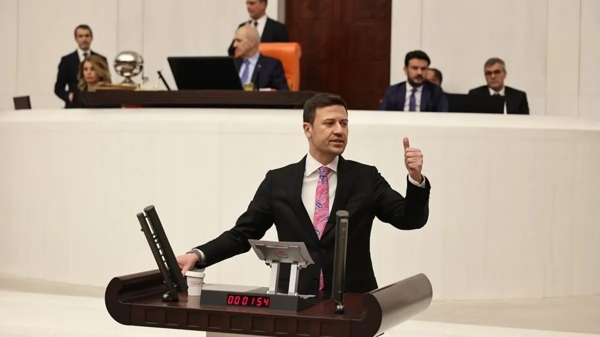 Baykoç’tan Özel’e Sert Yanıt: ‘İngiltere’ye Medet!’
