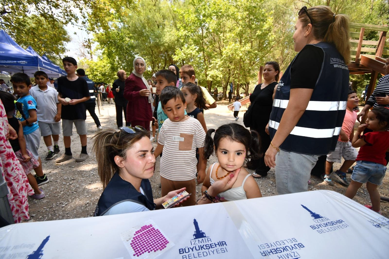 Bayraklı’da Sosyal Dayanışma Pikniği Coşkusu!
