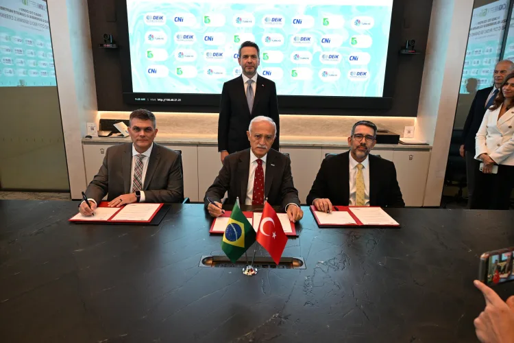 Bayraktar, New York’ta Enerji Yatırımlarını Tanıttı