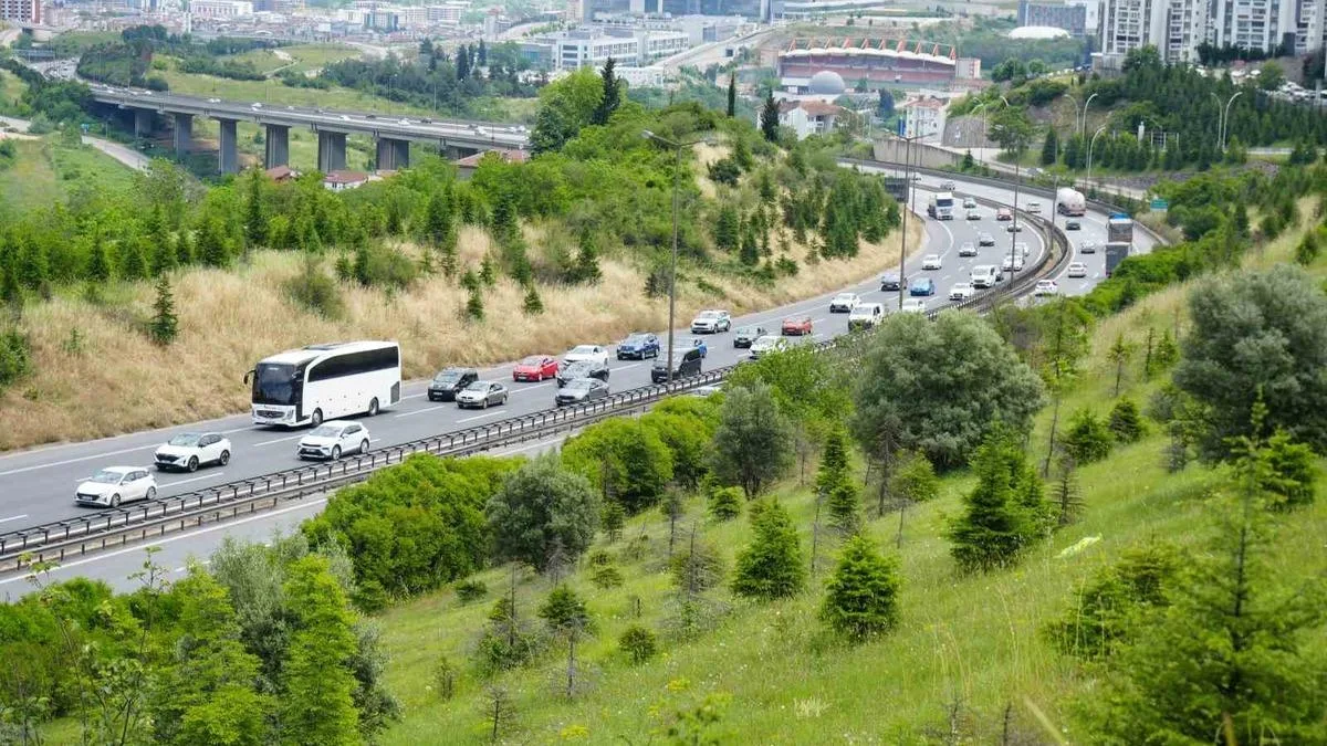 Bayram Dönüşü: Trafik Akıcı, Yolculuk Rahat