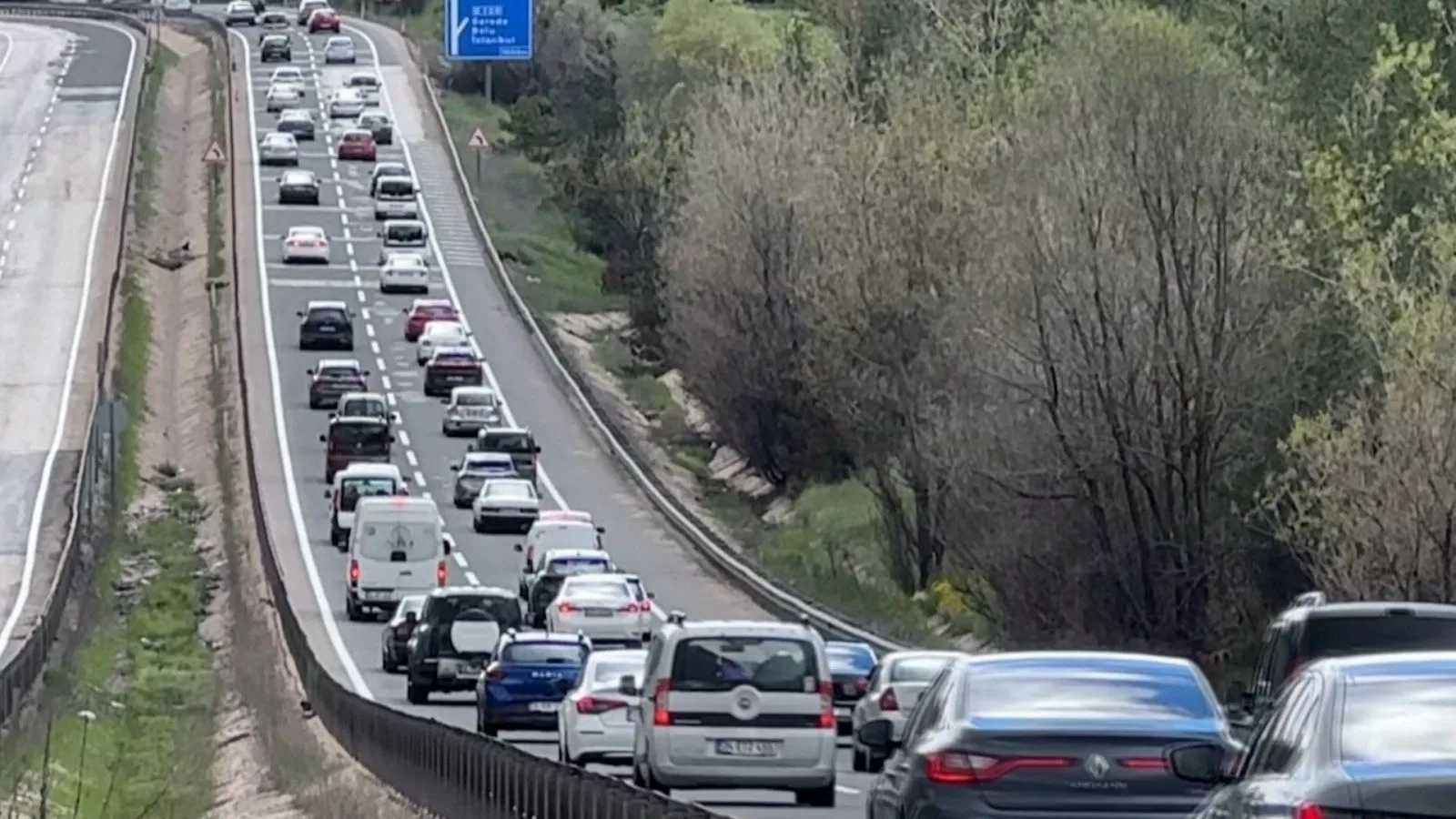 Bayram Dönüşü: Trafik Yoğunluğu Zirveye Ulaştı!