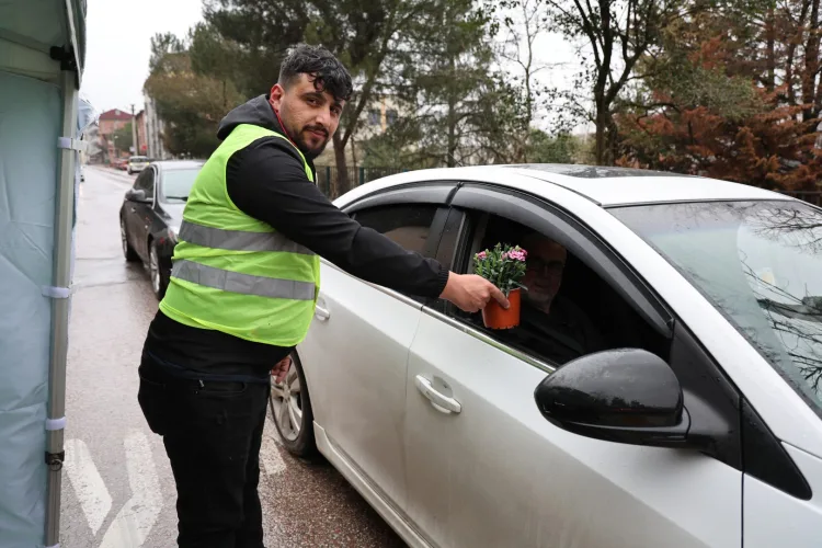 Bayramda Kabir Ziyareti: Kocaeli’de Anma Töreni