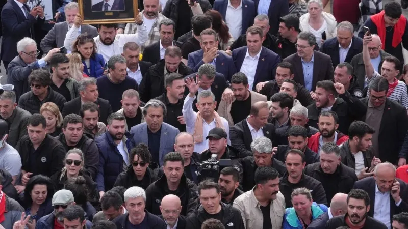 Bayramda Karanlık: Halkın Mesajı Net