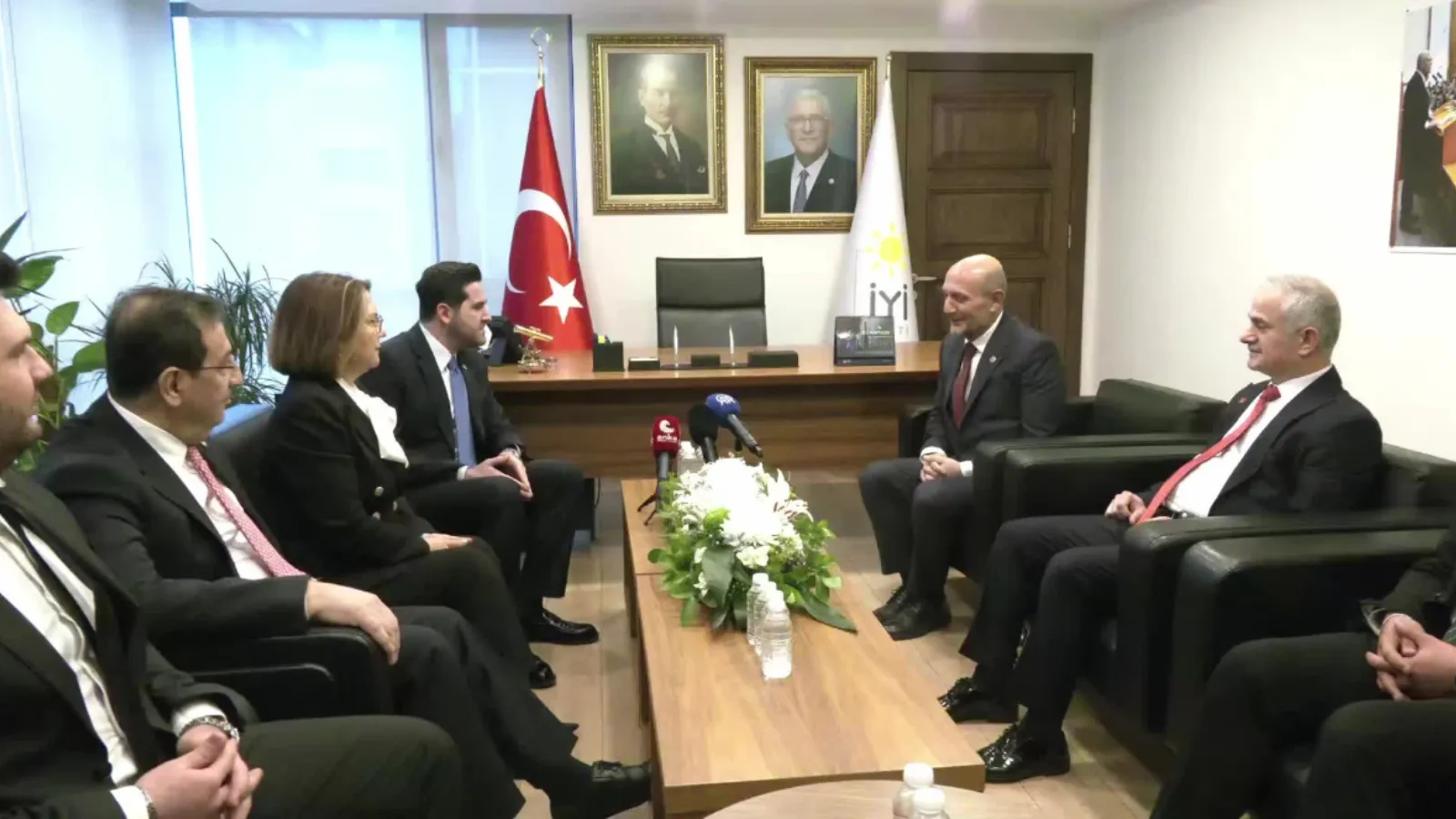 Bayramda Siyasi Birlik Mesajları Ön Planda
