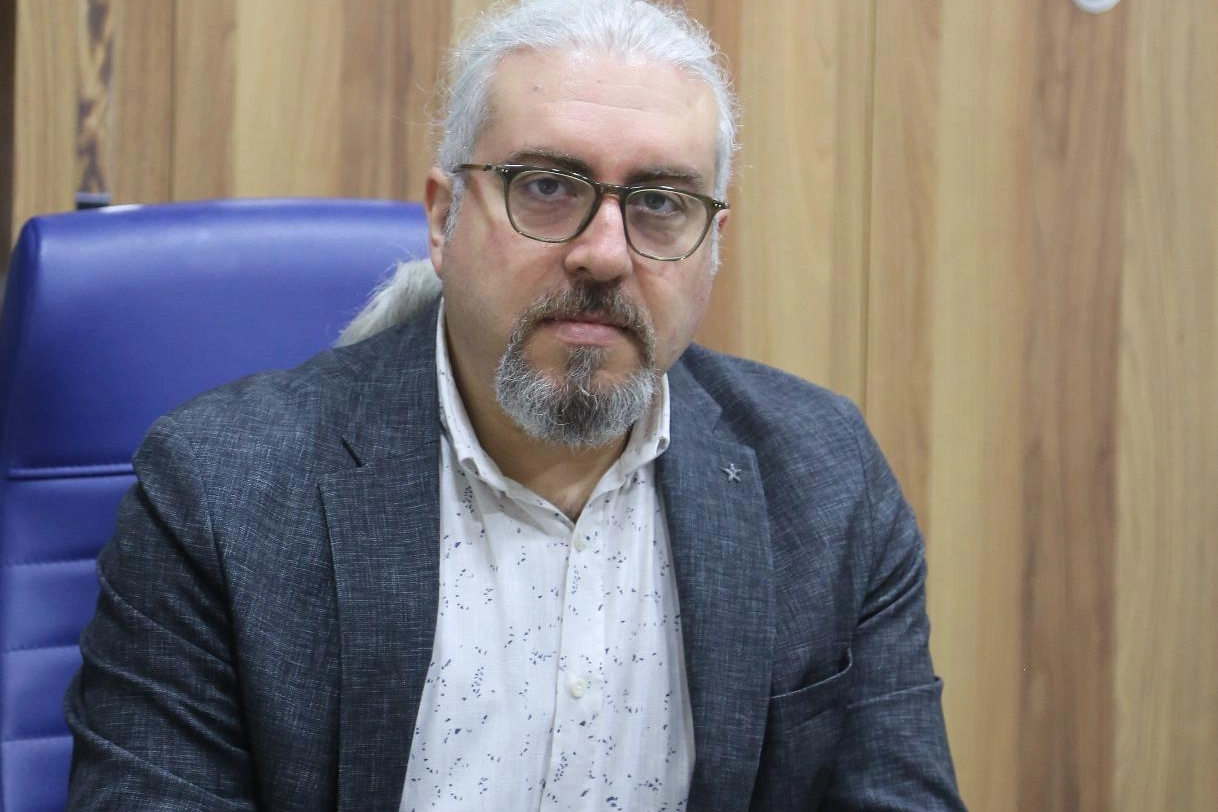 Bel Ağrısı: Ameliyat Gerekli Mi, Değil Mi?