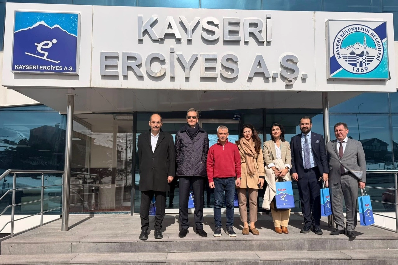 Belçika Heyeti Erciyes Kayak Merkezi’ni Ziyaret Etti