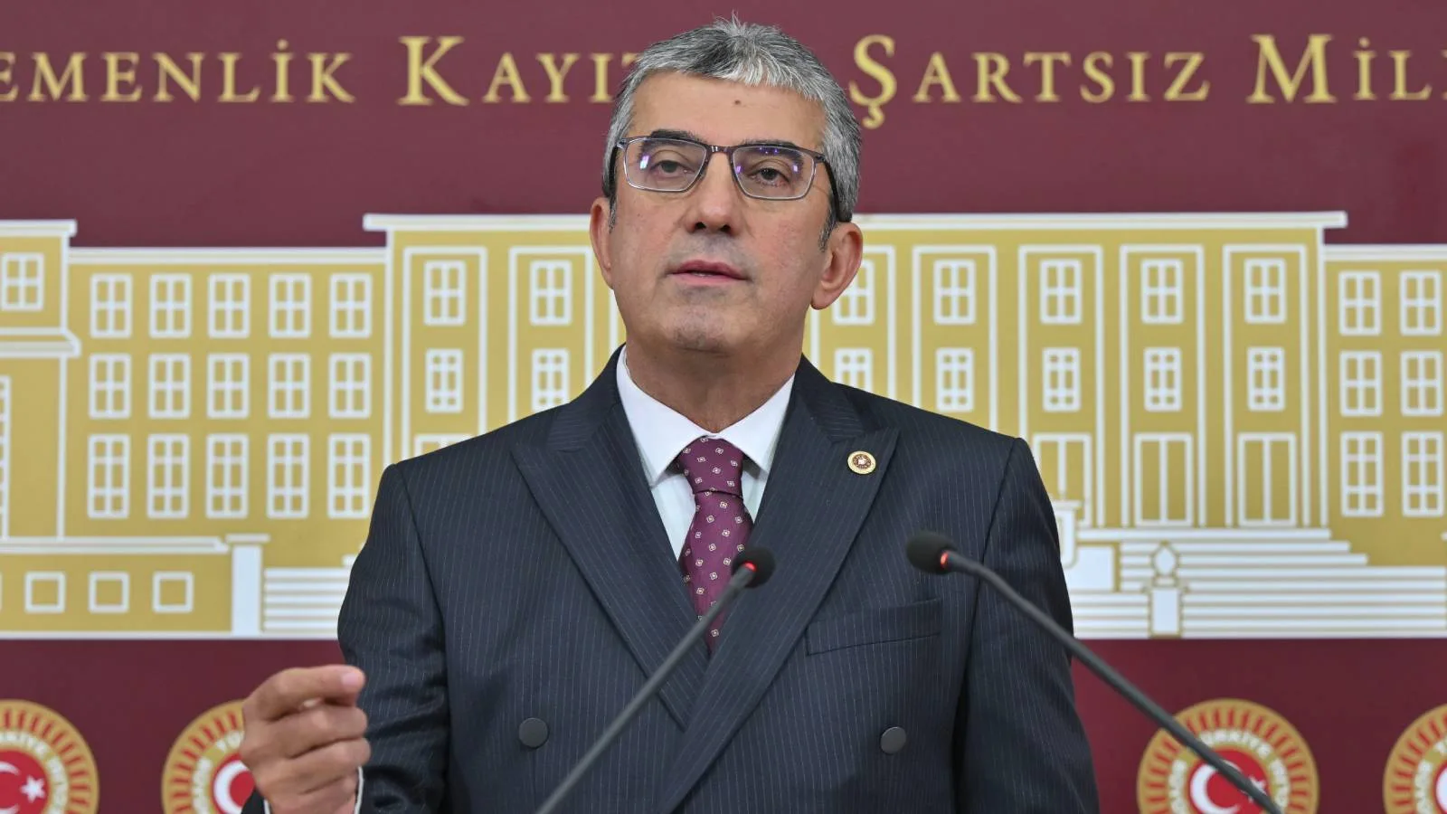 Belediye Başkanları için Parti Sadakati Zorunlu!