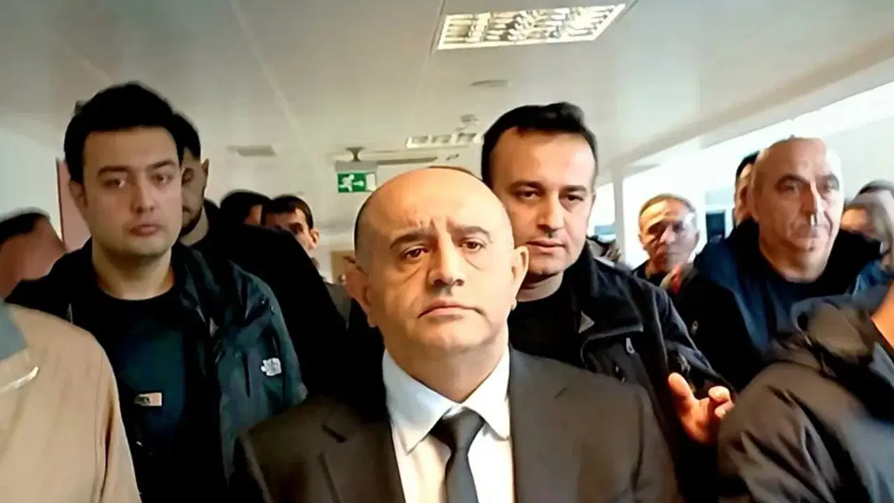 Belediye Başkanlarına Rüşvet İddiası: 200 Sanık