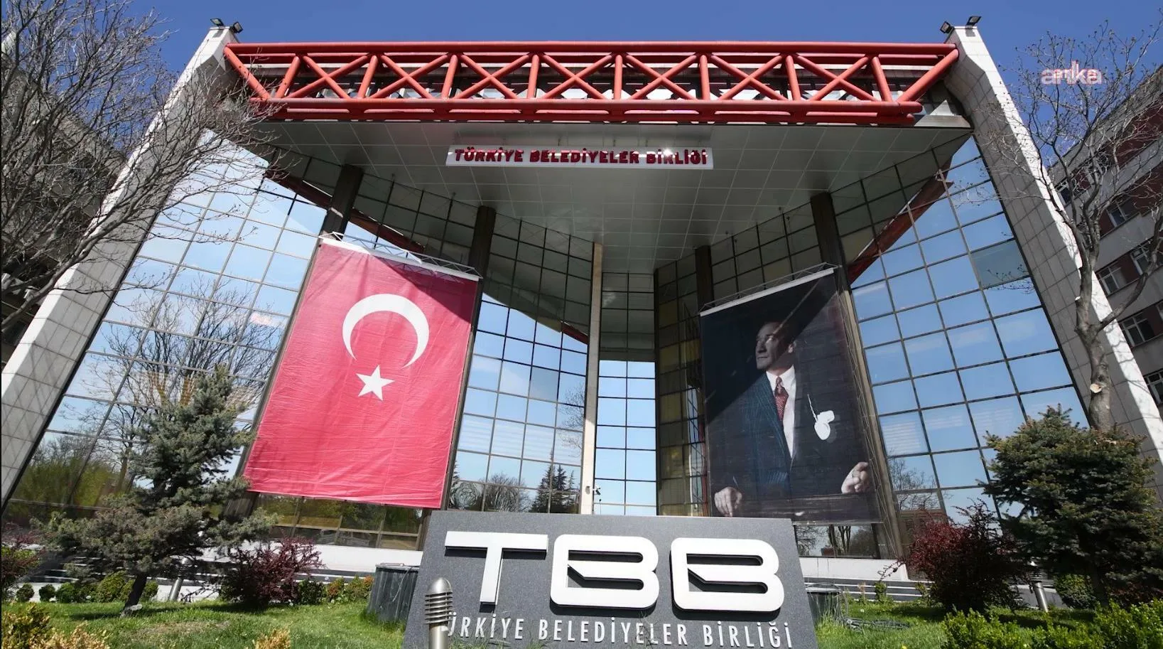 Belediye Başkanlarına Yönelik Hukuki Kaygılar Artıyor