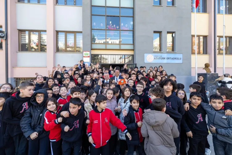 Berat Ege’nin Vaadi: Başkan Büyükakın Okulda!