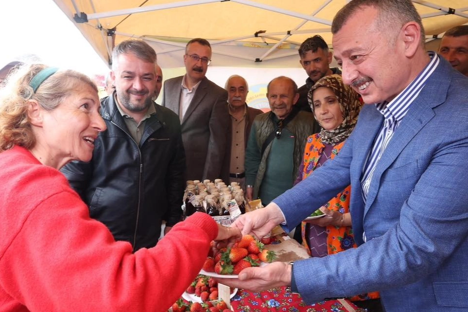 Bereketli Çiftçi Şenliği Kocaeli’de Coşkuyla Kutlandı