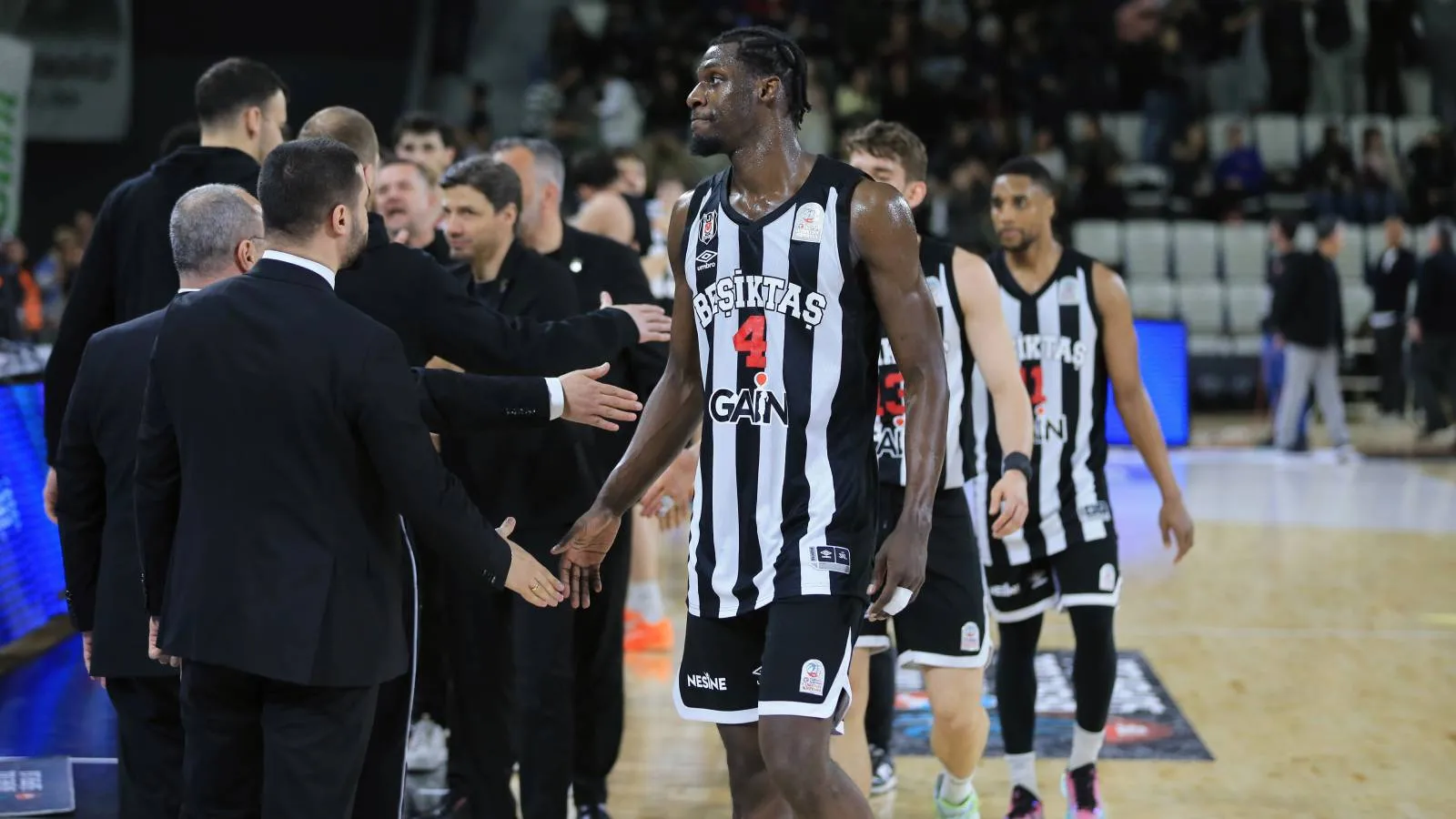 Beşiktaş GAİN, Manisa Basket’i Farkla Geçti!