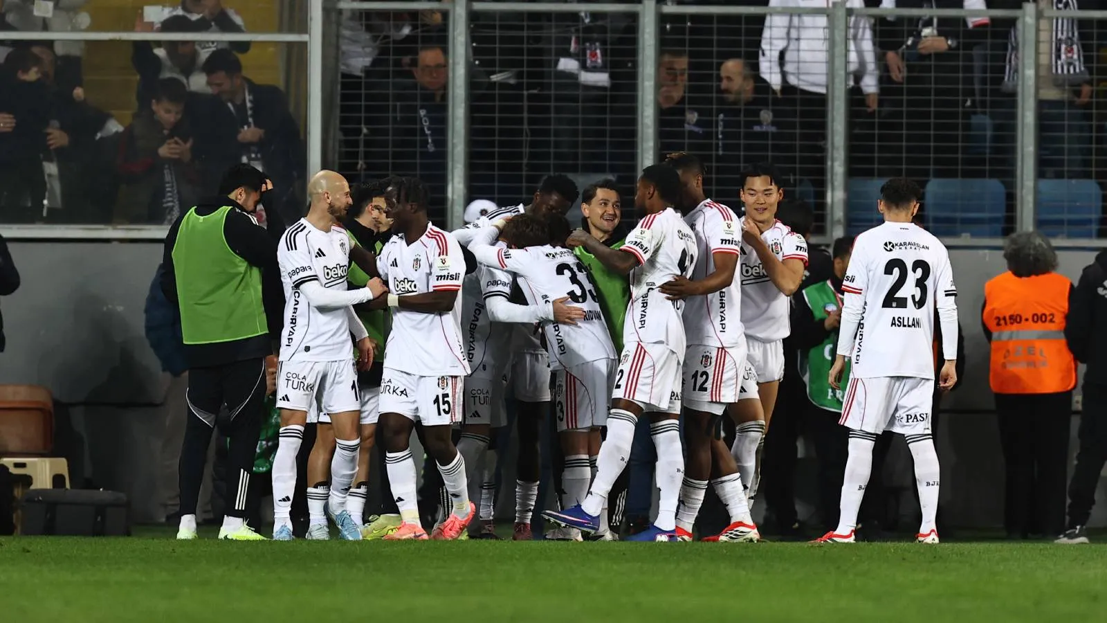 Beşiktaş, Gençlerbirliği’ni Geçerek Prestij Peşinde!