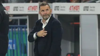 Okan Buruk 4-0'lık galibiyeti oyuncusuna armağan etti