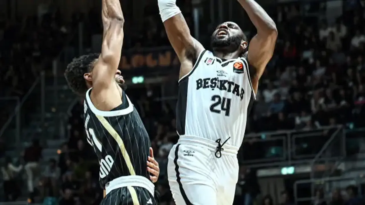 Beşiktaş, İtalya'da Müthiş Bir Comeback ile Kazandı