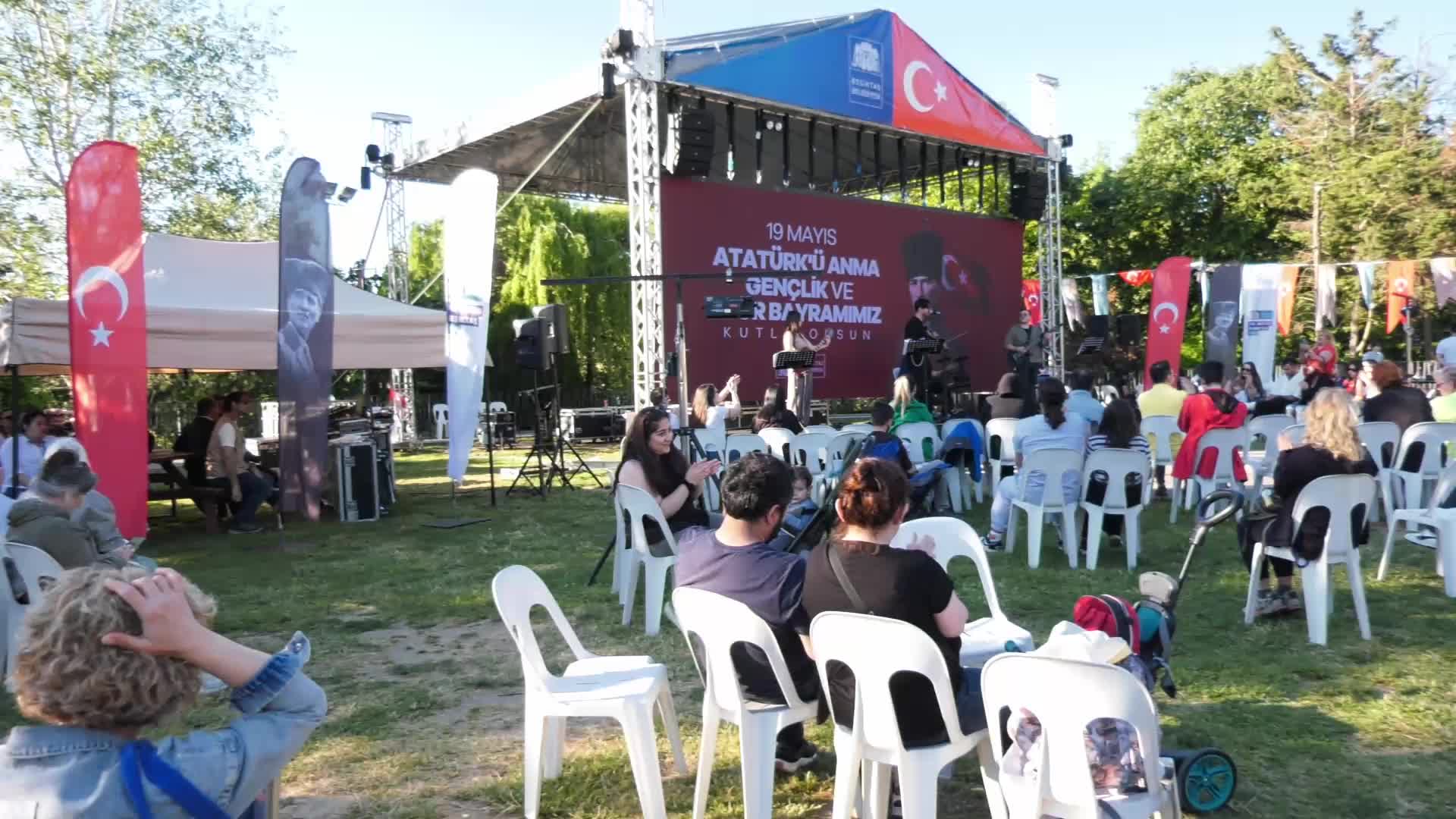 Beşiktaş’ta 19 Mayıs Coşkusu Gençlerle Yaşandı