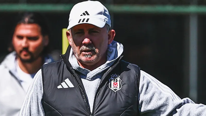 Beşiktaş’ta Kadro Temizliği: 23 İsim Yolda!