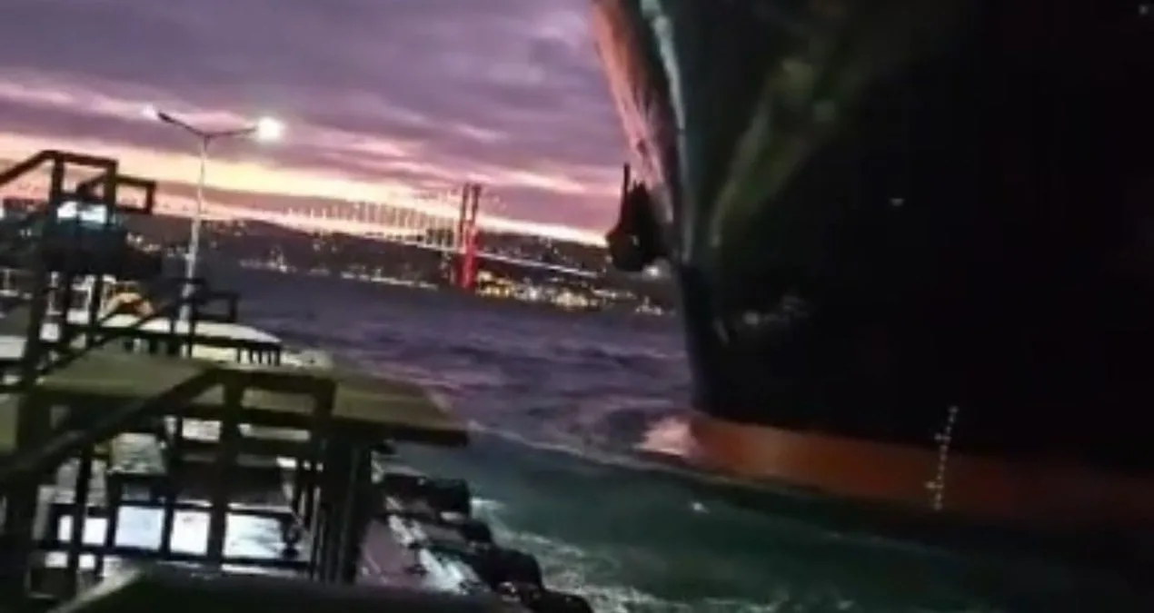 Beşiktaş’ta Kuru Yük Gemisi Panik Yarattı!