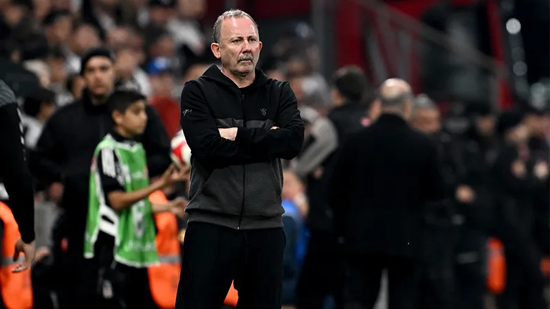 Beşiktaş’ta Teknik Direktör Krizi Sürüyor!